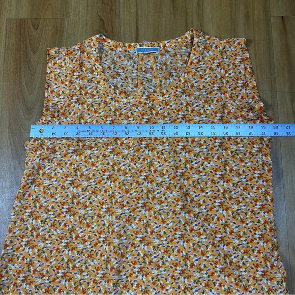 Pleione Orange Sleeveless Floral Blouse - Picture 4 of 7